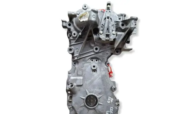 Renault Captur Timing chain cover S27649559 135024452R