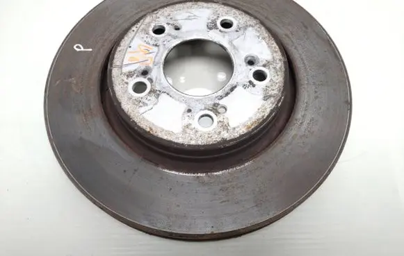 Honda CR-V Front brake disc