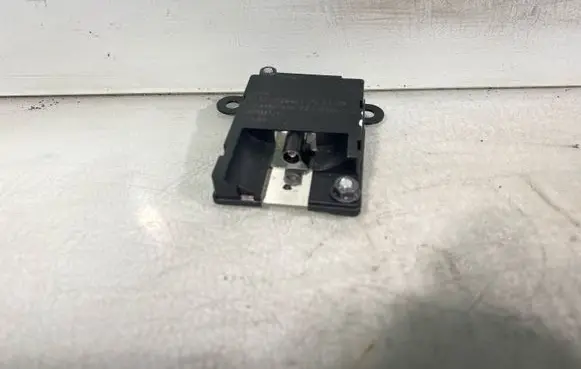 BMW 7 E65 E66 Bluetooth antenna 6928461