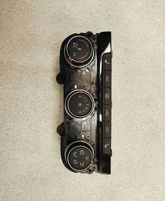 Volkswagen Golf VII Climate control unit 5G0907426AA 5HB01117671
