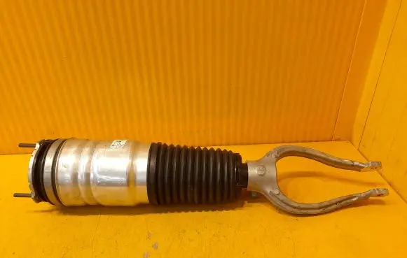 Maserati GranTurismo Air suspension front shock absorber 06703021830