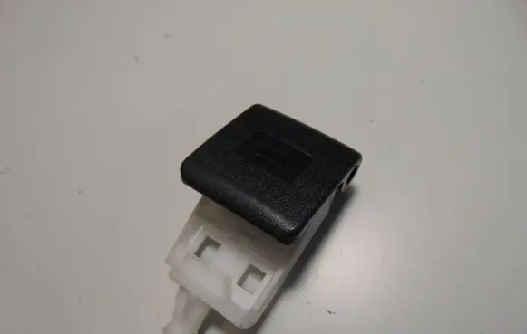 Toyota Avensis T270 Engine bonnet (hood) release handle