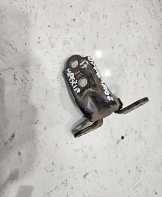 KIA Sportage Rear door lower hinge