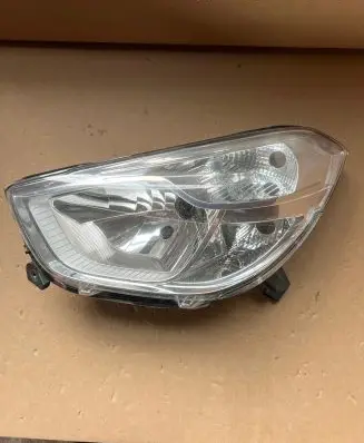 Dacia Dokker Headlight/headlamp 260607950R 90007665 900076659203
