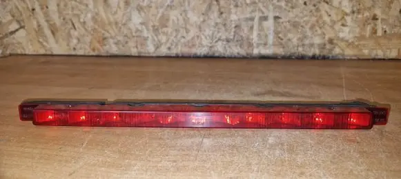 Audi A6 S6 C5 4B Third/center stoplight 4b0945097