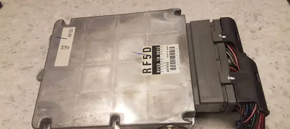 Mazda 6 Engine control unit/module 2758006033 RF5D18881C