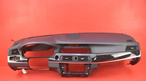 BMW 5 F10 F11 Dashboard