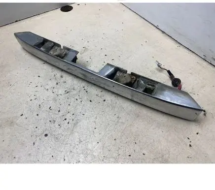 Nissan X-Trail T30 Trunk door license plate light bar 