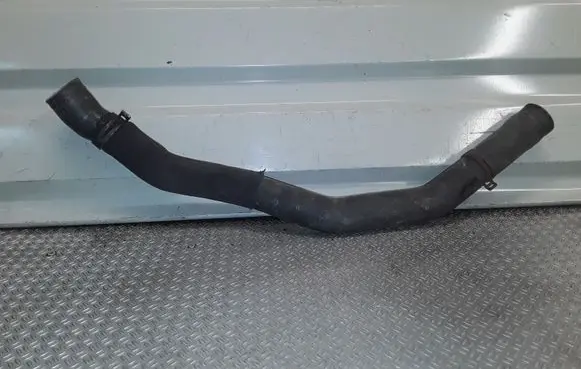 Mercedes-Benz A W169 Engine coolant pipe/hose 
