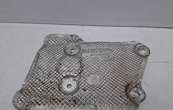 BMW 1 F20 F21 Heat shield in engine bay 7277732 1271732 51164310
