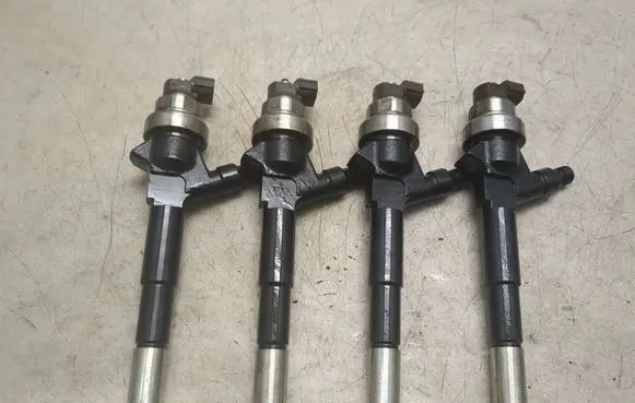 Opel Meriva B Fuel injectors set 55567729