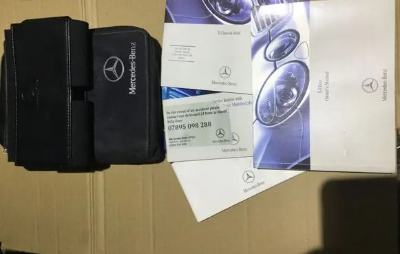 Mercedes-Benz E W212 Owners service history hand book 2115846383