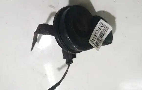 Volkswagen PASSAT CC Horn signal E1000209