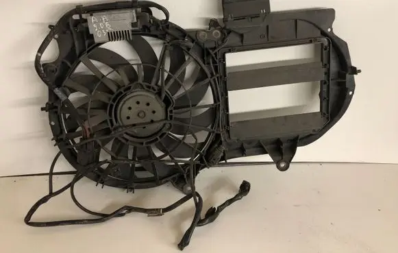 Audi A4 S4 B6 8E 8H Radiator cooling fan shroud 8E0121205 870696N