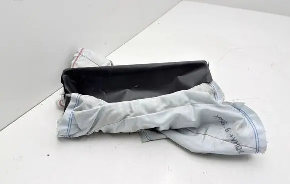 Skoda Octavia Mk3 (5E) Knee airbag T5G0841 5G1880841G 40372572232