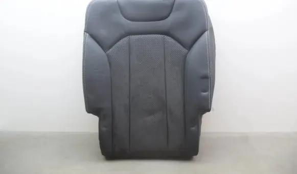 Audi Q7 4M Rear seat 4M0883776