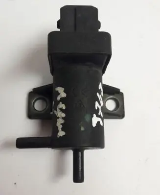Renault Megane II Vacuum valve 7700113709