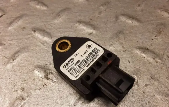 KIA Ceed Airbag deployment crash/impact sensor 95920A6000