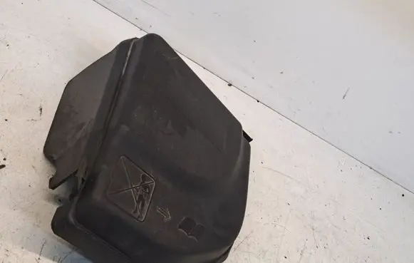 Citroen C4 I Fuse box cover 9658418180