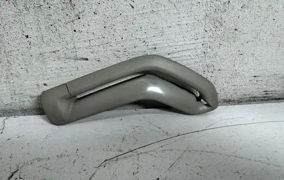 Volvo S60 Seat belt trim 1882