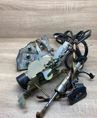 BMW 5 E39 Tailgate hydraulic pump motor 9015684 7015853 6909664