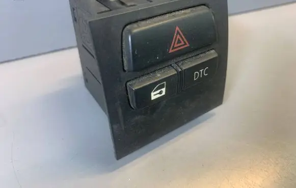 BMW 3 E90 E91 Central locking switch button 6945653