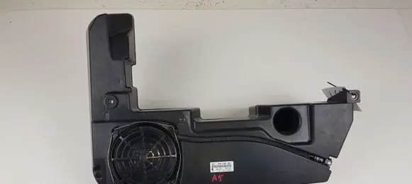 Audi A5 8T 8F Subwoofer speaker 8T8035382