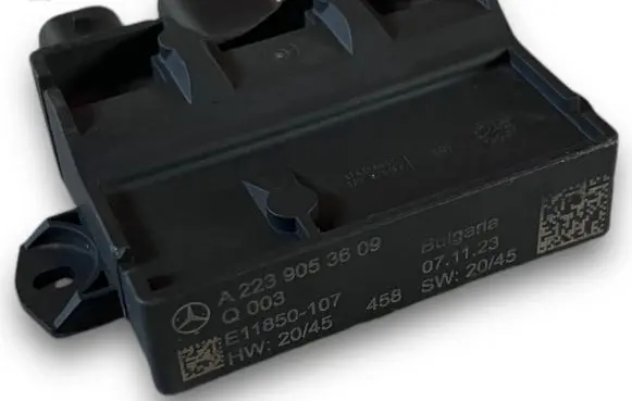 Mercedes-Benz S W223 Central body control module S975 A2239053609