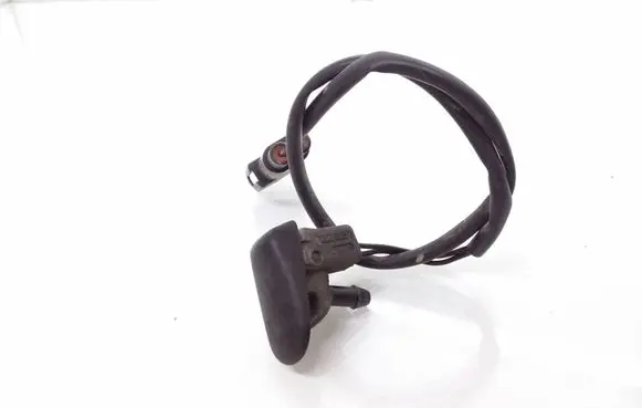 Ford Mondeo Mk III Windshield washer spray nozzle 2S7117666