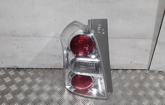 Toyota Corolla Verso E121 Rear/tail lights 815600F06000