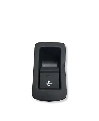 Audi A4 S4 B9 8W Switch for retractable tow bar 8W5867255BILI 8W5867255 8W0959511