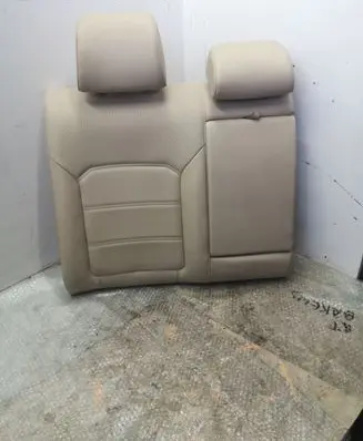 Volkswagen PASSAT B7 USA Rear seat 