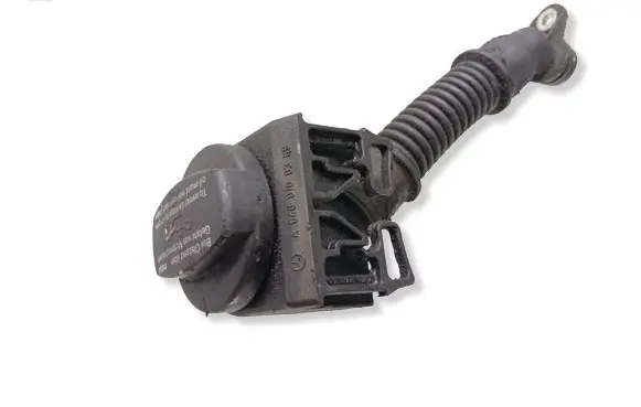 Mercedes-Benz A W169 Oil fill pipe A6400100369