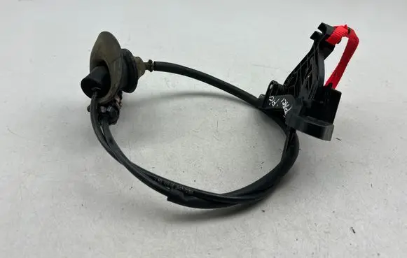 Chrysler Pacifica Gear shift cable linkage 68252729AH