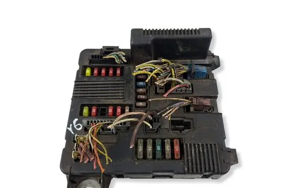 Renault Laguna II Fuse module 8200306032C S118399200F