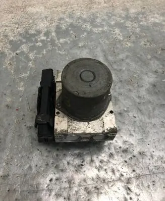 Ford Transit ABS Pump 8C112C405BB 8C11-2C405-BB