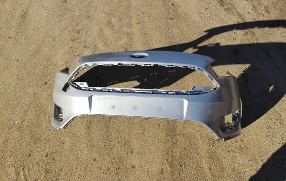 Ford Focus Front bumper F1EB17757AJ LKN0097A