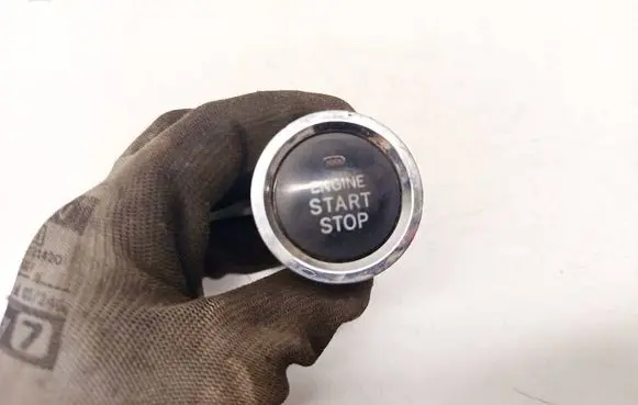 Toyota Corolla Verso AR10 Engine start stop button switch 15a710