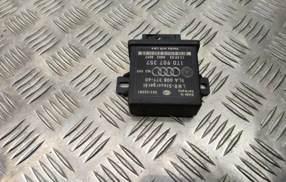 Volkswagen PASSAT B6 Light module LCM 1T0907357