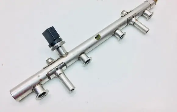Audi A5 8T 8F Fuel main line pipe 06K133317C