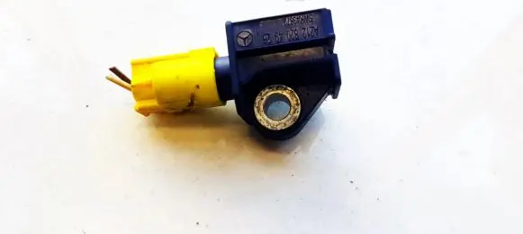 Mercedes-Benz C AMG W204 Airbag deployment crash/impact sensor A218204926 5WK43872