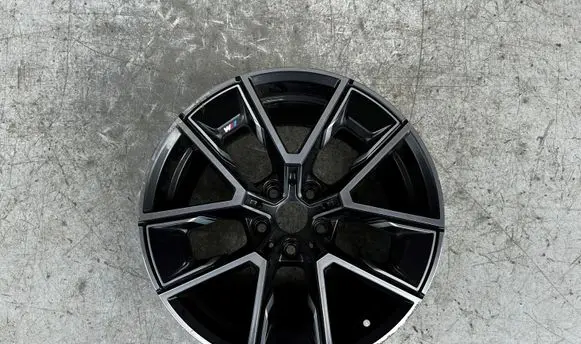 BMW i4 R18 alloy rim 8747303 29004166