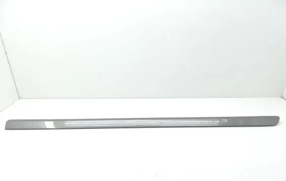 Volvo V50 Front door trim (molding)