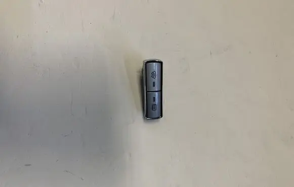 Windscreen/window heater switch
