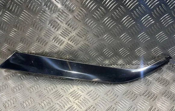 Peugeot 5008 II Rear side glass trim 9827008977