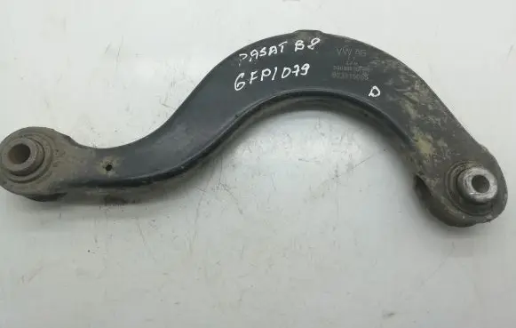 Volkswagen PASSAT B8 Rear upper control arm/wishbone 5Q0505351B