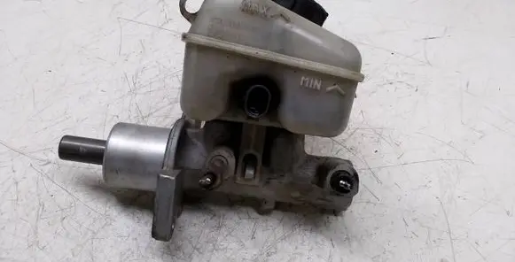 Opel Zafira A Master brake cylinder 32066734