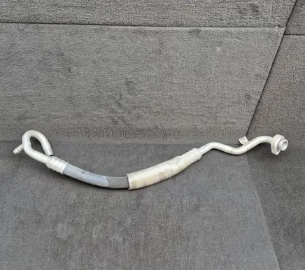 Audi A4 Allroad Air conditioning (A/C) pipe/hose 8T0260707A