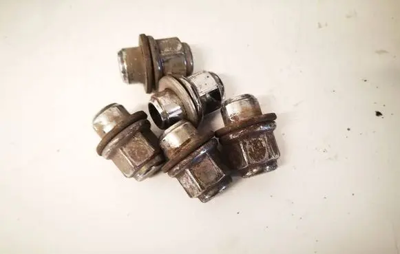 Volkswagen PASSAT B3 Nuts/bolts 1EA927165