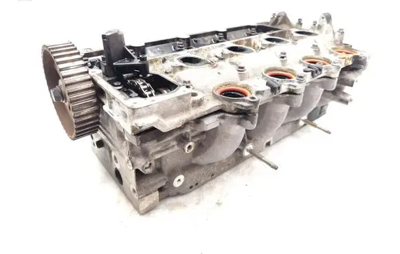 Peugeot 308 Engine head 9641752610 9642645380